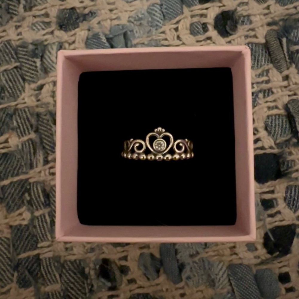 pandora princess ring